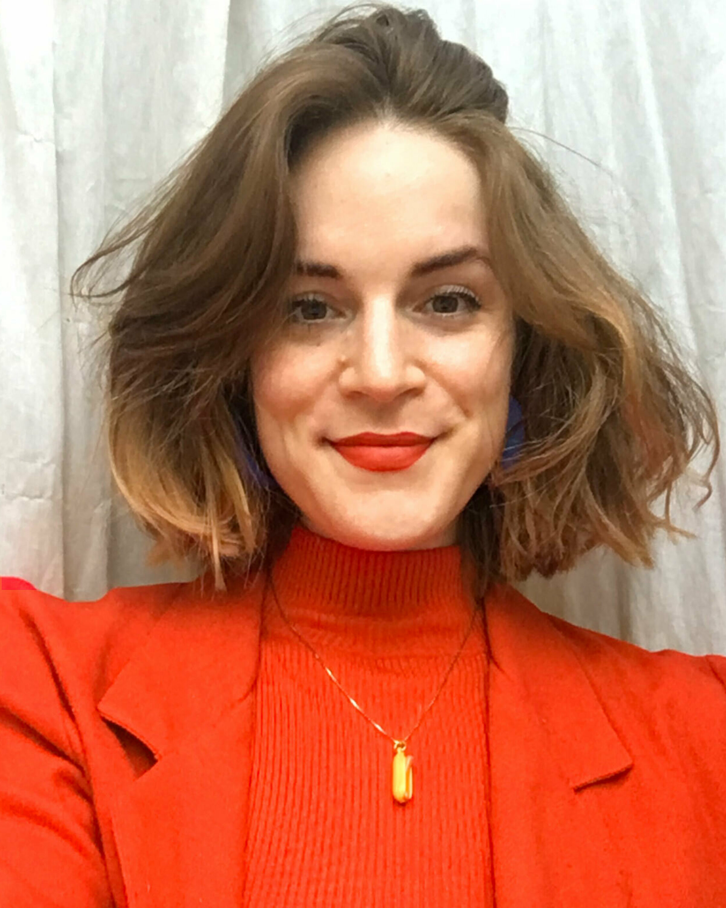 Lauren Headshot
